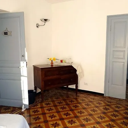 Ududemà 3* Dolcedo