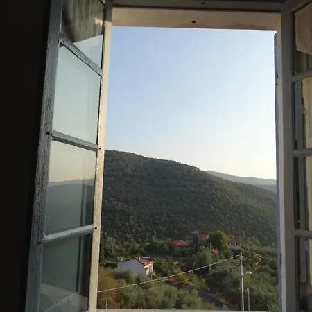 Ududemà 3* Dolcedo
